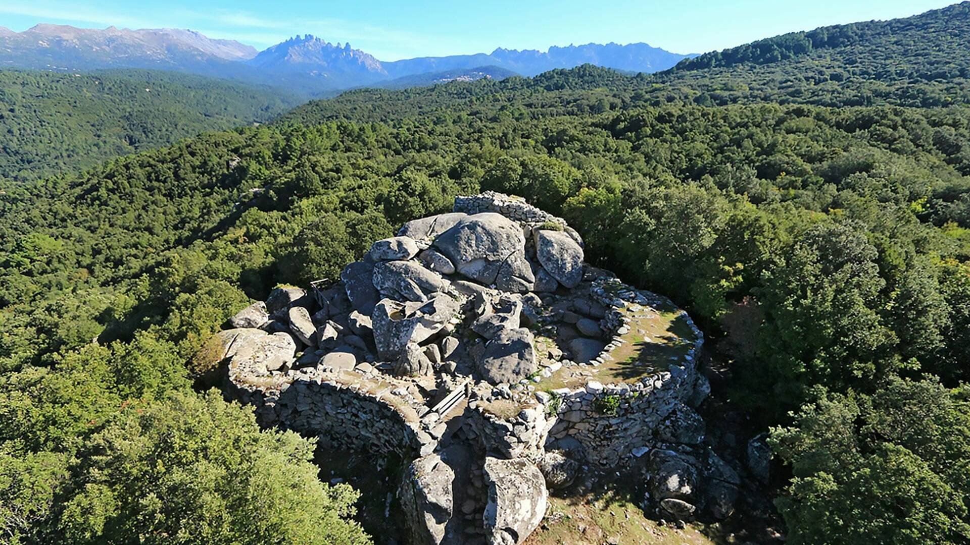 Castellu di Cucuruzzu (Levie)