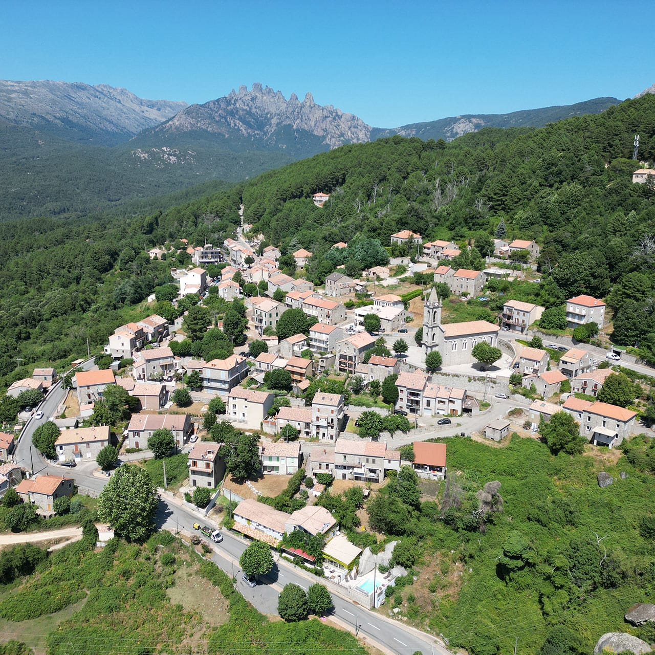 Zonza et les aiguilles de Bavella